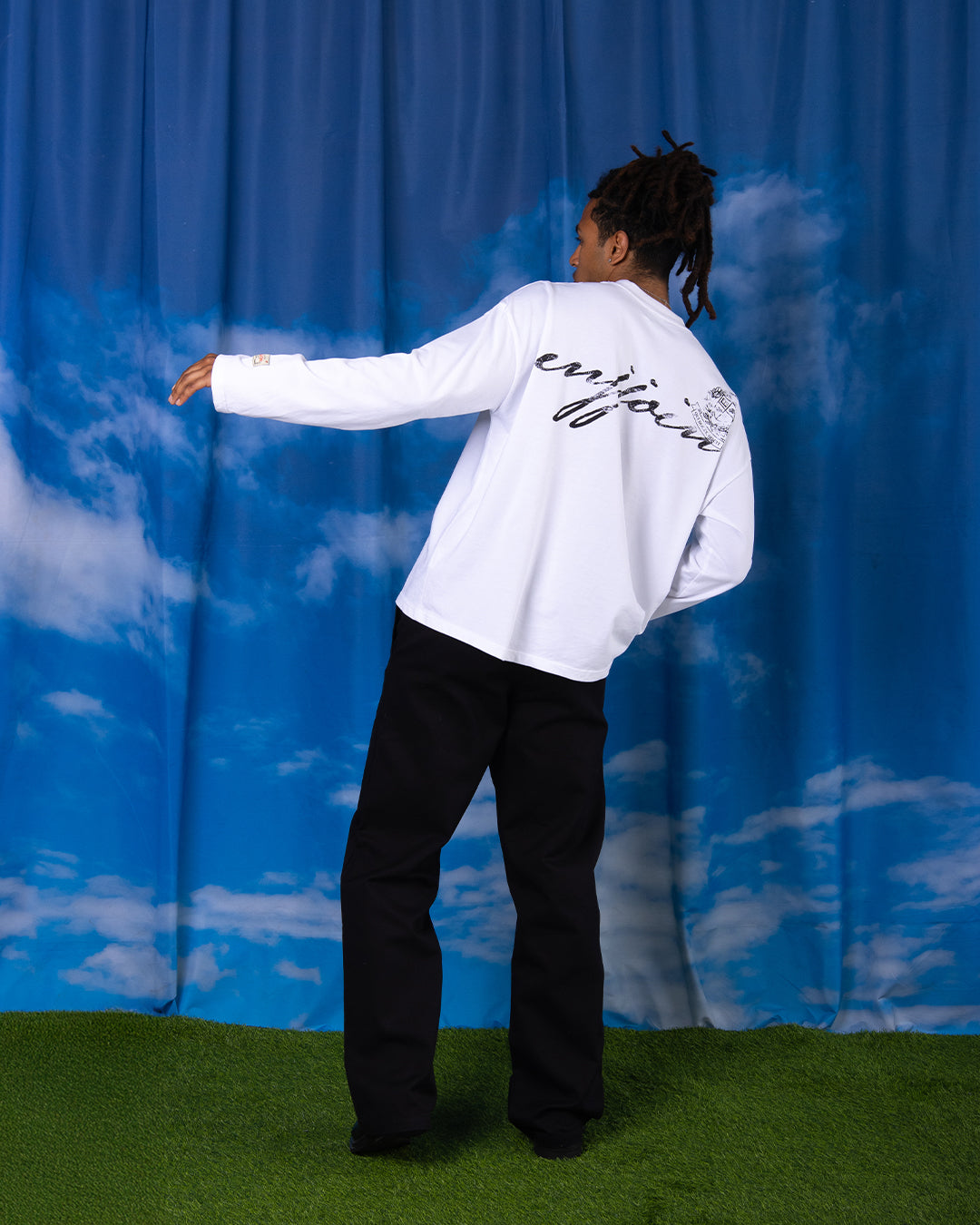 Echo Longsleeve White